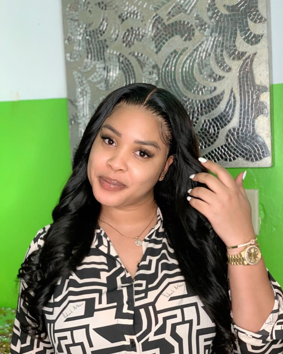How To Choose The Right Color Wigs For Indian Skin Tones?